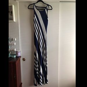 Maxi dress. Size M